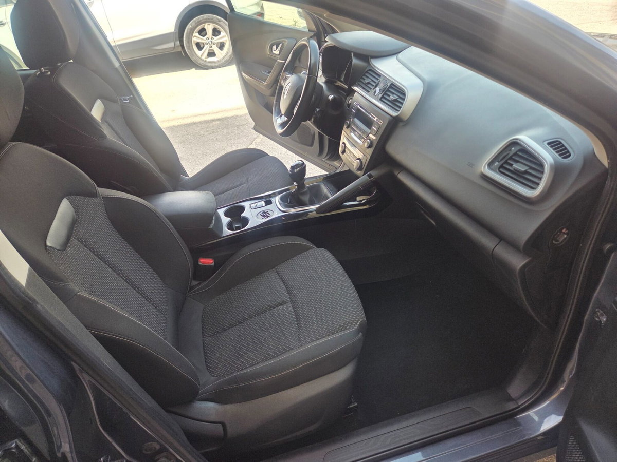 Renault Kadjar 8V 110CV Energy Zen (13)
