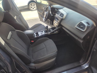 Renault Kadjar 8V 110CV Energy Zen (13)