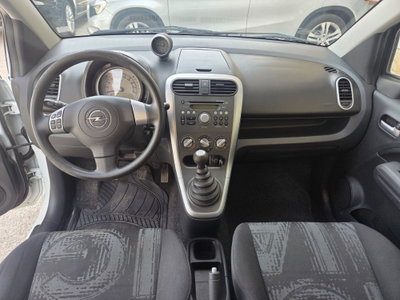 Opel Agila 1.0 12V 68 CV Ecotec (7)