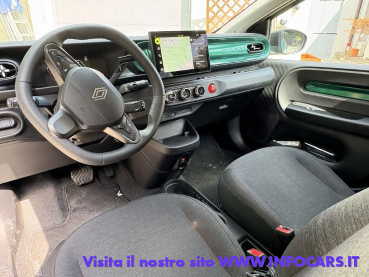 Renault Twingo 27,5kWh Techno urban range 80cv (5)