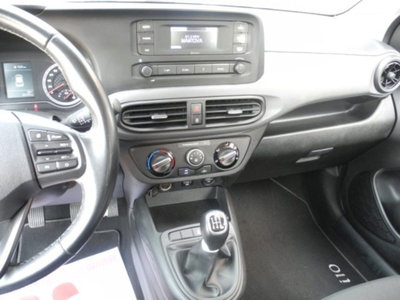 Hyundai i10 1.0 MPI Advanced (8)
