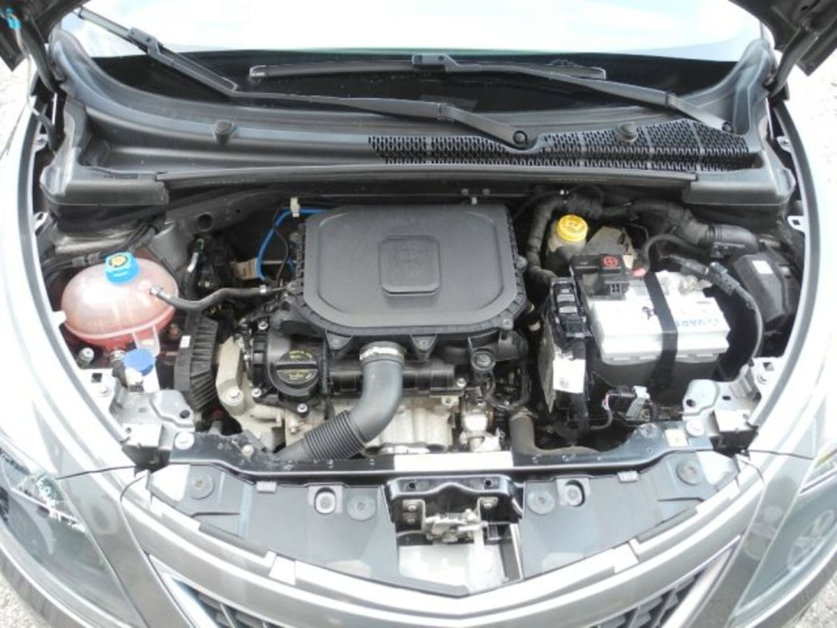 Lancia Ypsilon 1.0 FireFly 5 porte S&S Hybrid Gold Plus (14)