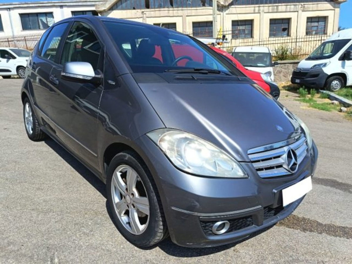 Mercedes-Benz Classe A 180 CDI Avantgarde (2)