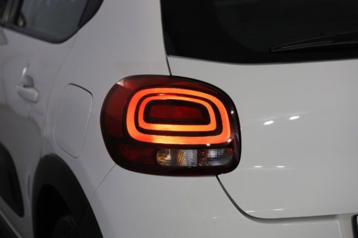 Citroen C3 BlueHDi 100 S&S Shine (7)