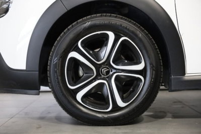 Citroen C3 BlueHDi 100 S&S Shine (8)