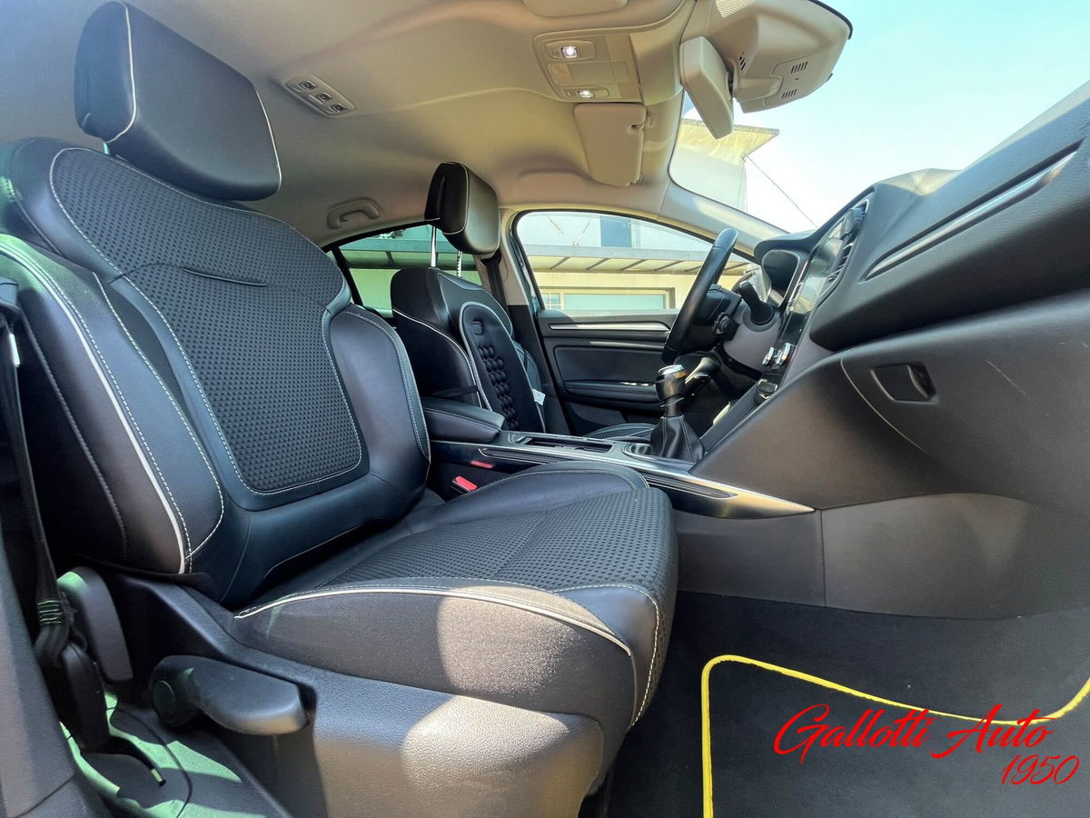 Renault Mégane 1.2 TCe 130CV Start&Stop ESM Energy GT Line (9)