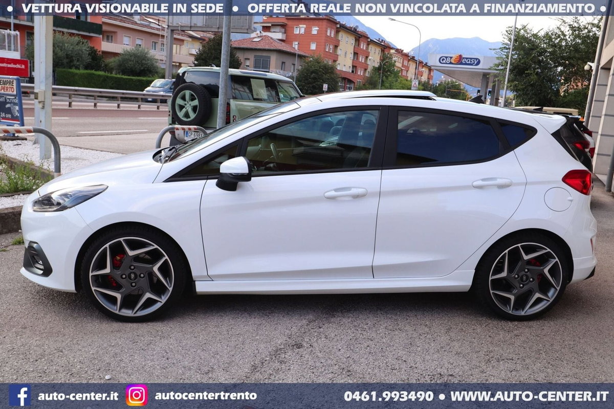 Ford Fiesta 1.5 200 CV 5p. ST (7)