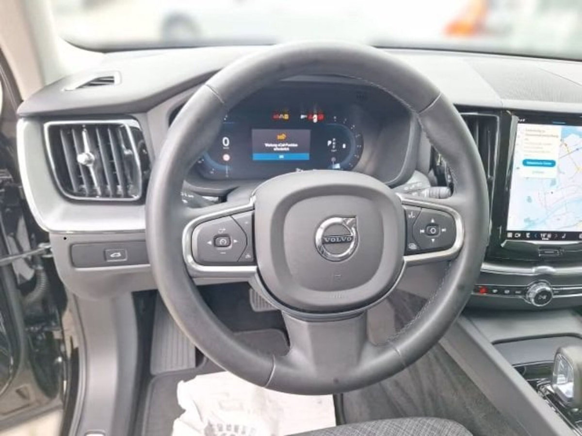 Volvo XC60 B4 automatico Core (6)
