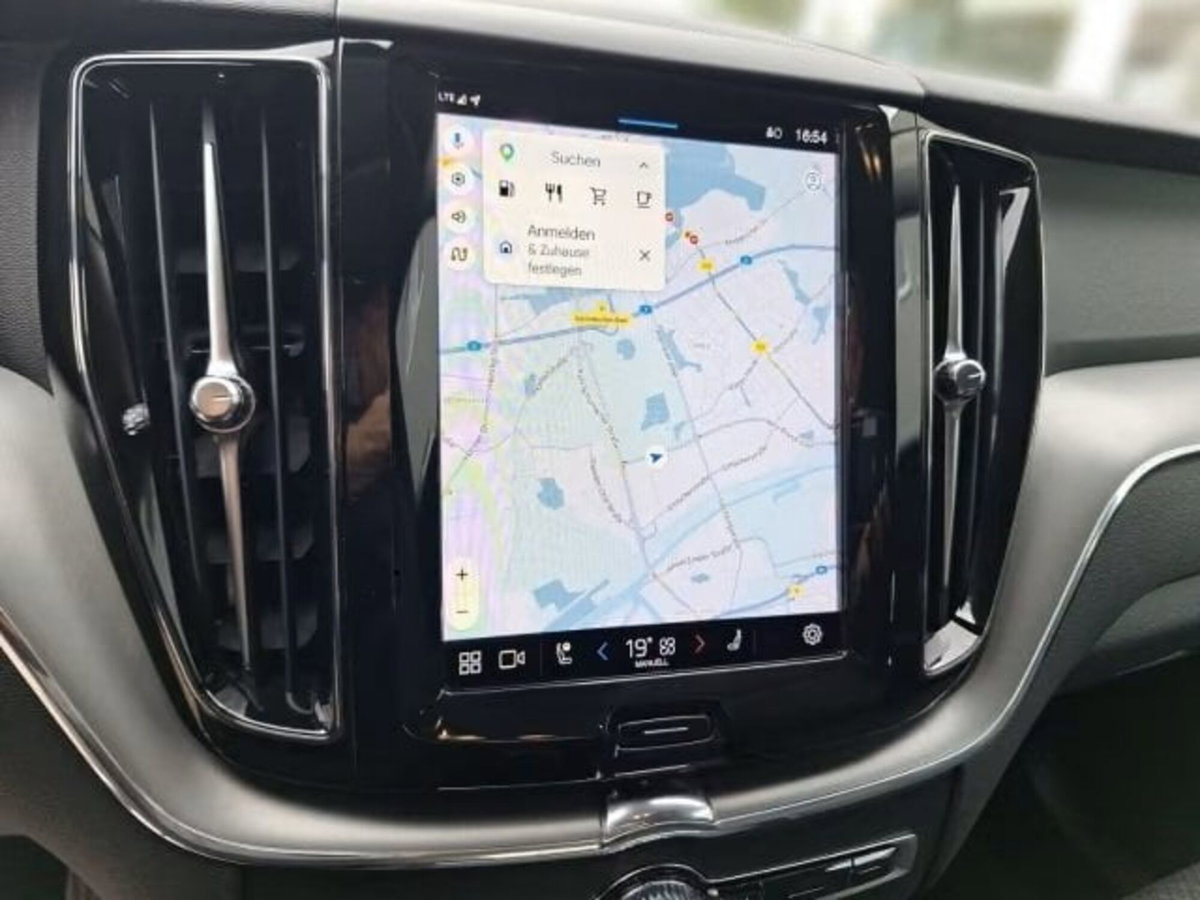 Volvo XC60 B4 automatico Core (9)