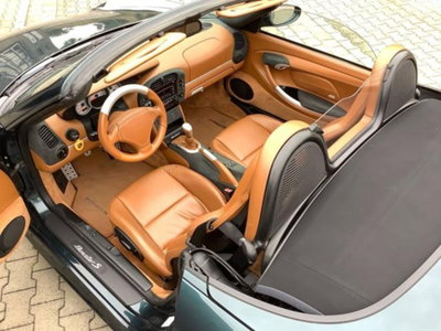 Porsche Boxster 3.2i 24V cat S (4)