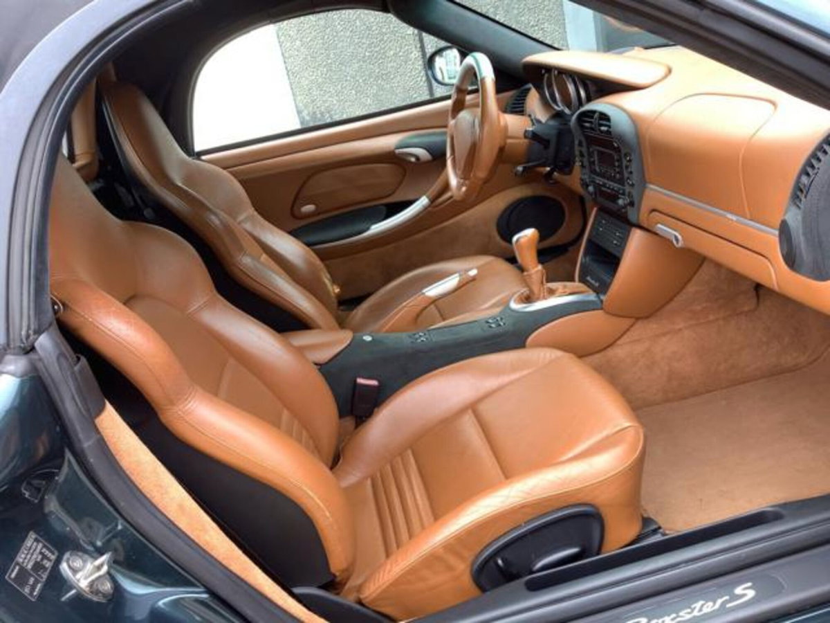 Porsche Boxster 3.2i 24V cat S (7)