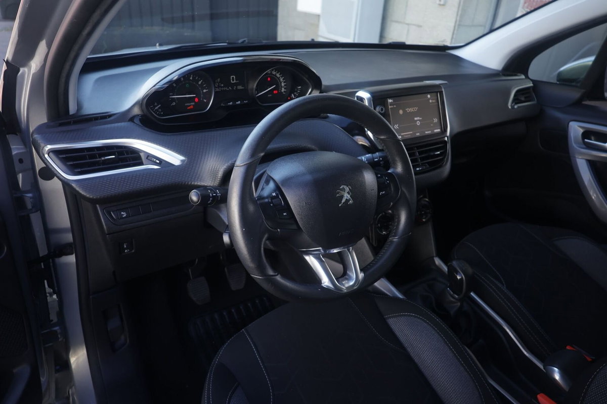 Peugeot 2008 82 S&S Allure (14)