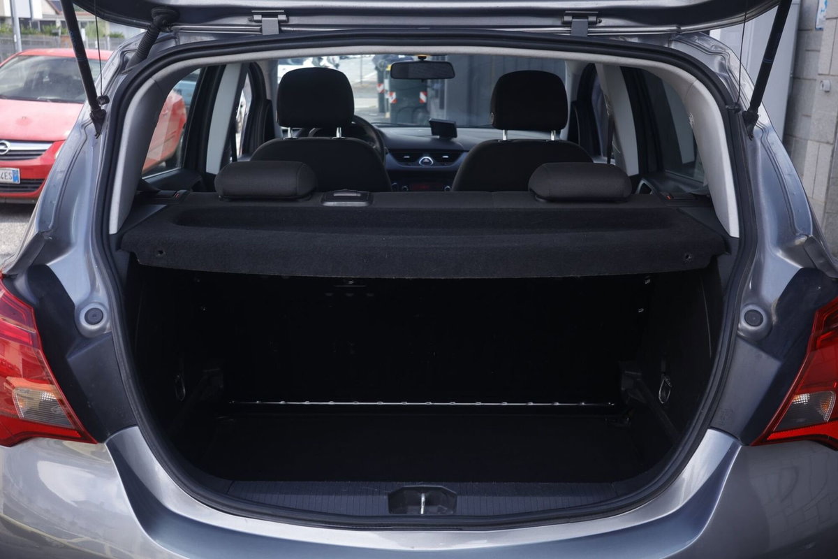 Opel Corsa 1.4 90CV GPL Tech 5 porte Innovation (19)