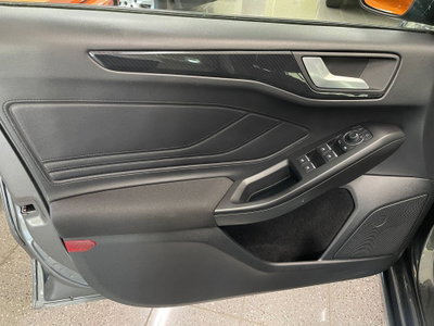 Ford Focus Station Wagon 1.5 ecoblue ST-Line X 115cv auto (12)