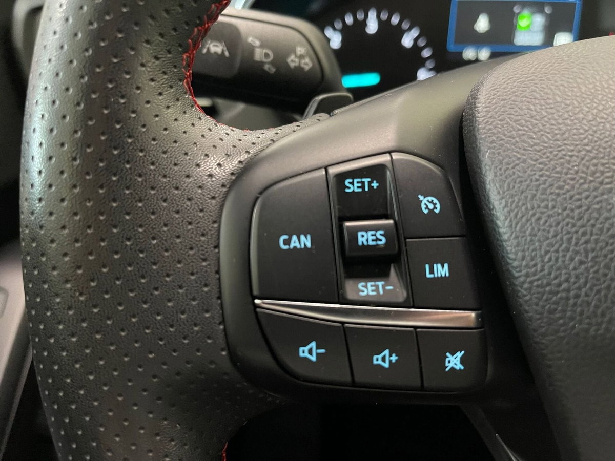 Ford Focus Station Wagon 1.5 ecoblue ST-Line X 115cv auto (16)