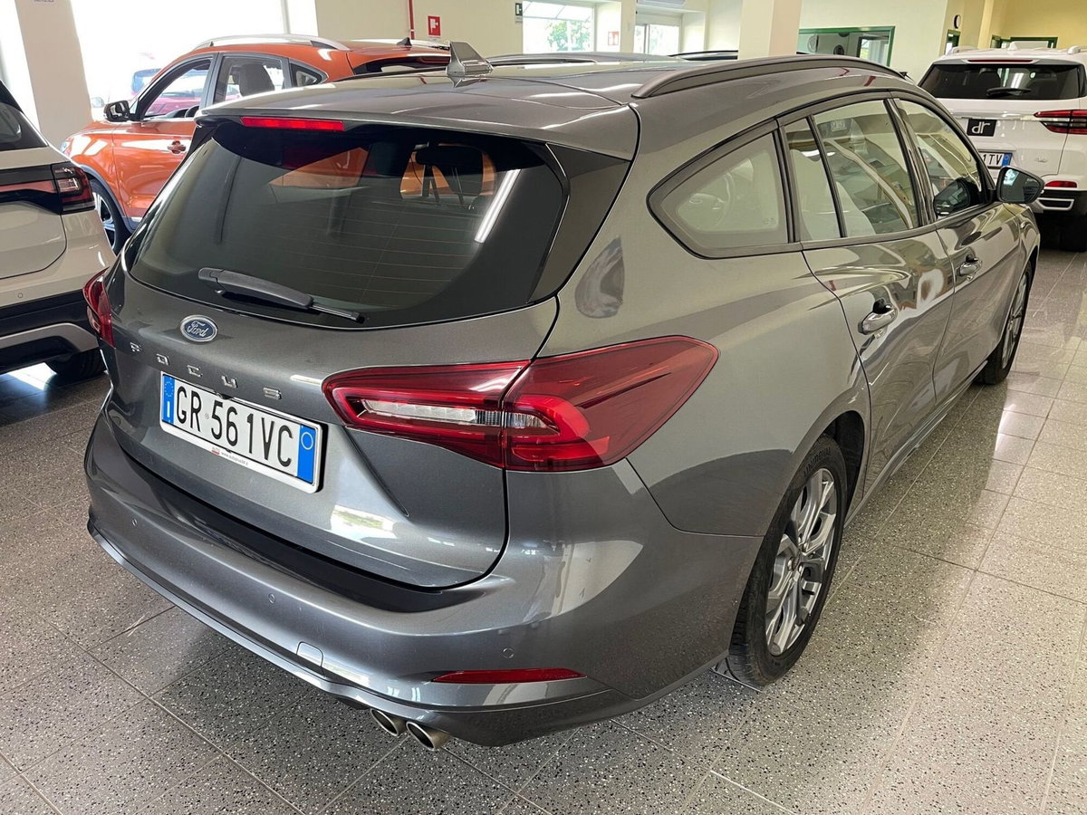 Ford Focus Station Wagon 1.5 ecoblue ST-Line X 115cv auto (5)