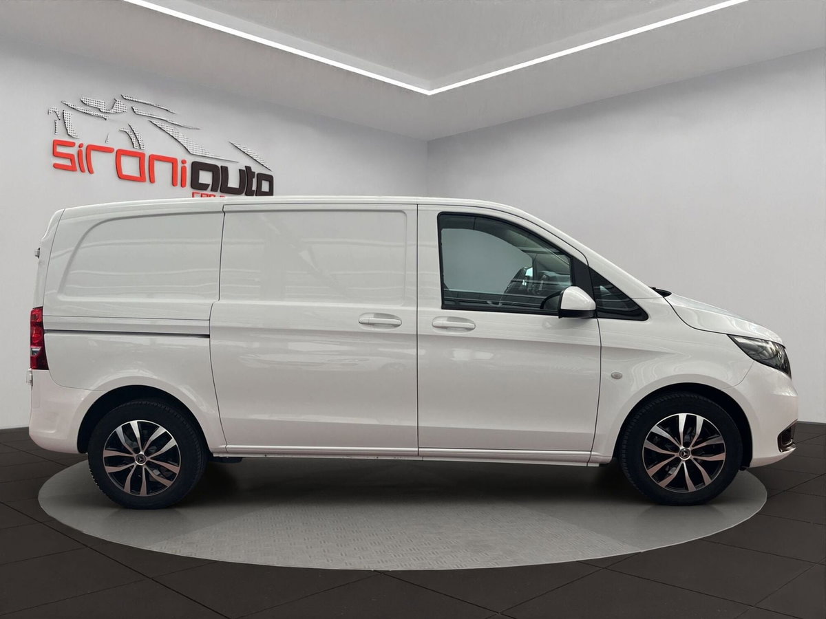 Mercedes-Benz Vito furgone 110 cdi compact (7)