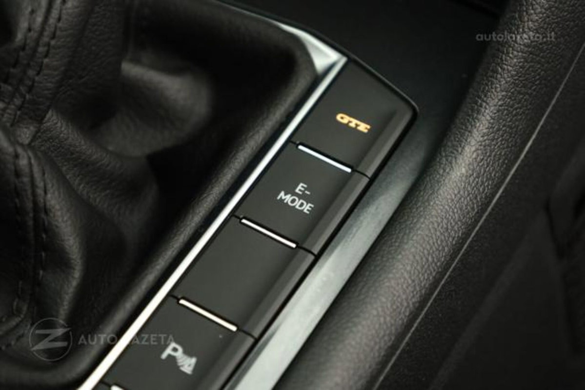 Volkswagen Tiguan 1.4 TSI eHYBRID DSG Life (15)