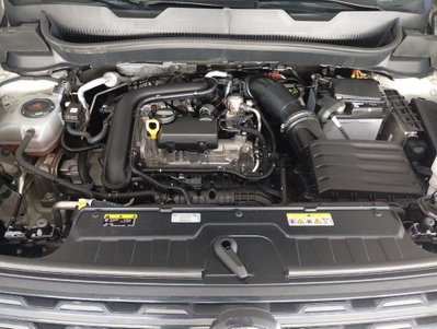Volkswagen T-Cross 1.0 TSI 110 CV DSG Style (18)