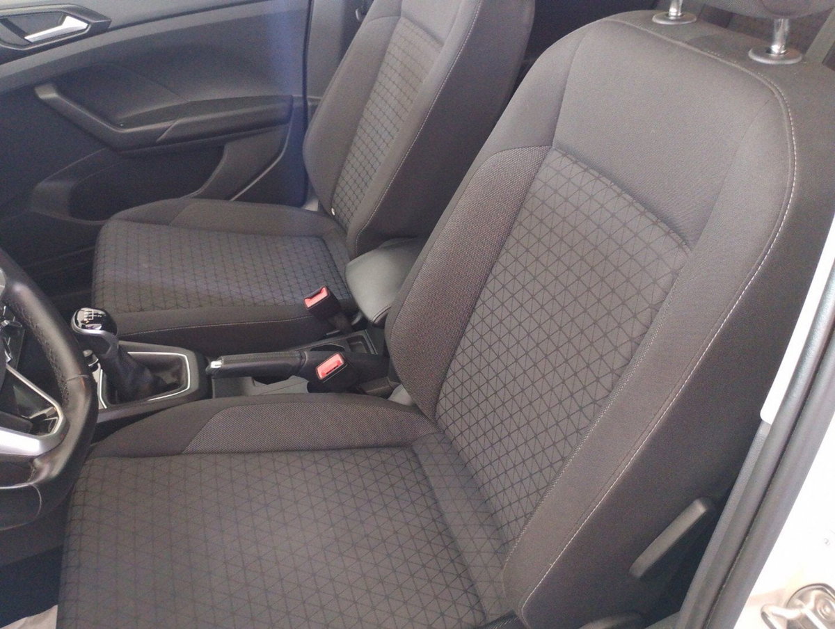 Volkswagen T-Cross 1.0 TSI Style BMT (19)