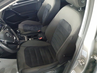 Volkswagen Golf 1.6 TDI 5p. Highline BlueMotion Technology (20)