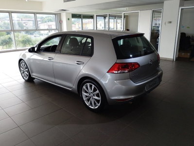 Volkswagen Golf 1.6 TDI 5p. Highline BlueMotion Technology (4)