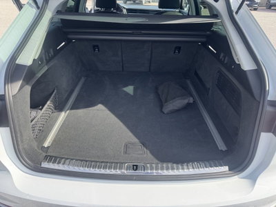 Audi A6 Avant 40 2.0 TDI S tronic Business Sport (14)