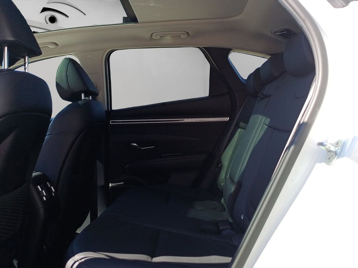 Hyundai Tucson 1.6 hev Exellence 2wd auto (11)