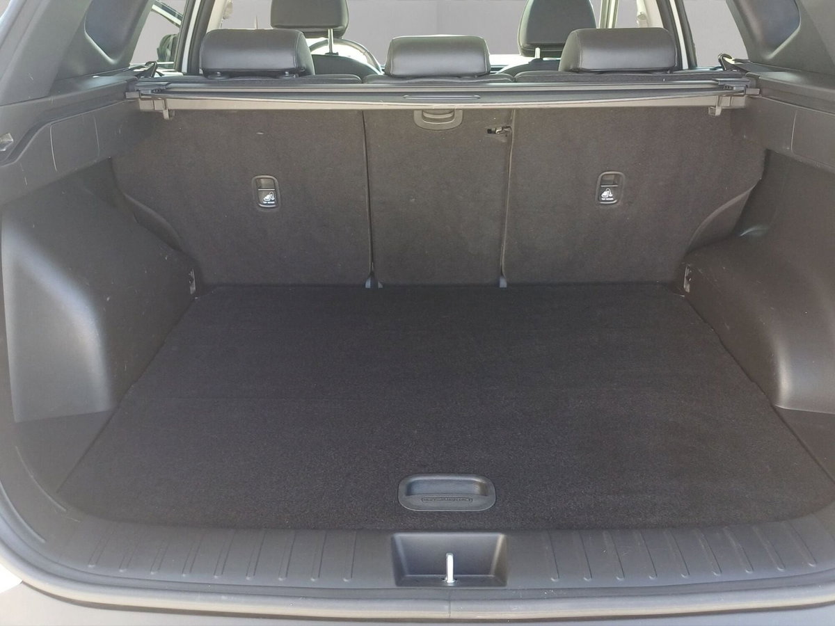 Hyundai Tucson 1.6 hev Exellence 2wd auto (15)