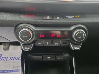 Kia Stonic 1.0 T-GDi 100 CV MHEV iMT Style (19)