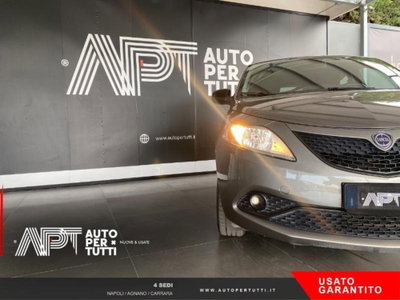 Lancia Ypsilon 1.0 FireFly 5 porte S&S Hybrid Silver Plus (18)