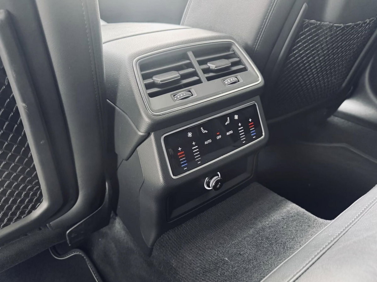 Audi S6 Avant 3.0 TDI quattro tiptronic (14)