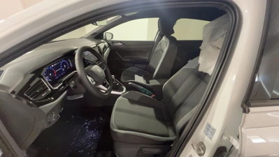 Volkswagen Polo 1.0 tsi Edition 50 95cv dsg (17)