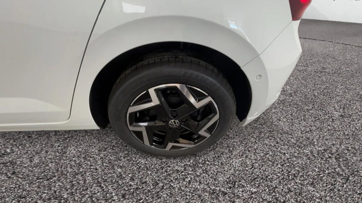 Volkswagen Polo 1.0 tsi Edition 50 95cv dsg (6)
