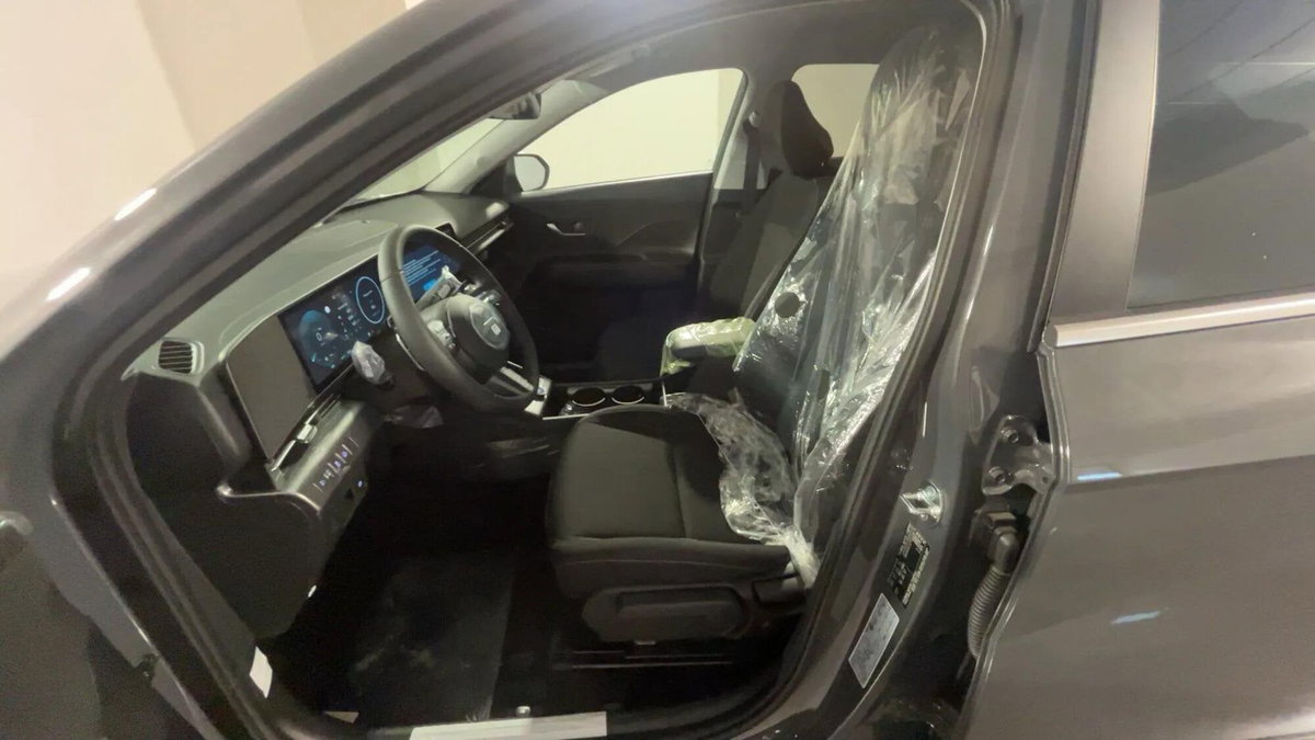 Hyundai Kona 1.6 gdi hev Business Advance Pack 2wd 138cv dct (19)