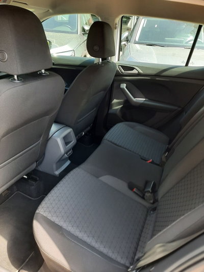 Volkswagen T-Cross 1.0 TSI Style BMT (7)