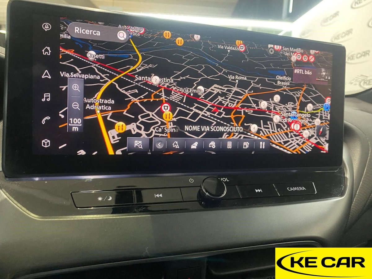 Nissan Juke 1.0 dig-t N-Connecta 114cv (11)