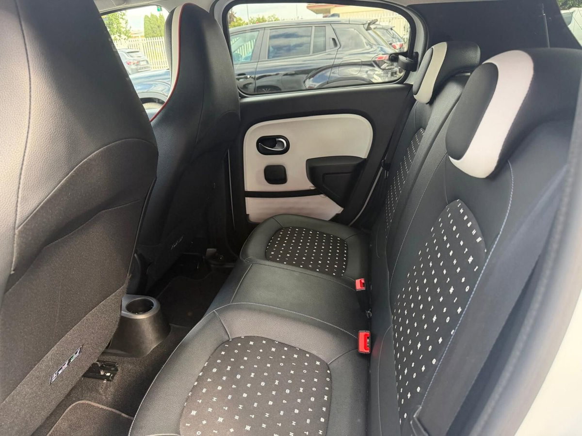 Renault Twingo TCe 95 CV EDC Signature (14)