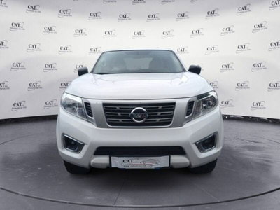 Nissan Navara 2.3 dCi 4WD King Cab Acenta (2)