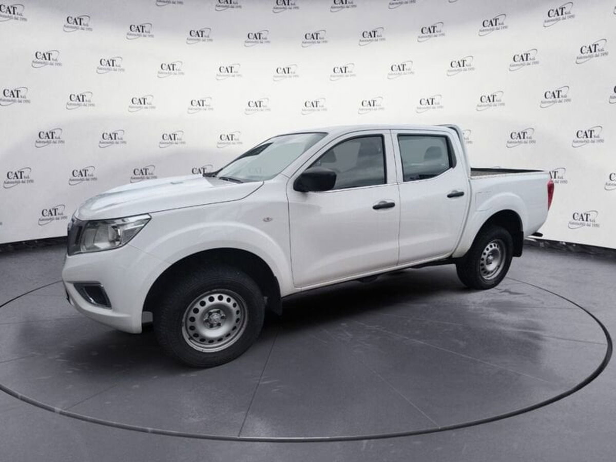 Nissan Navara 2.3 dCi 4WD King Cab Acenta (4)