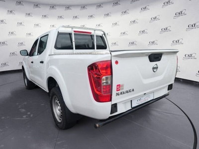 Nissan Navara 2.3 dCi 4WD King Cab Acenta (5)
