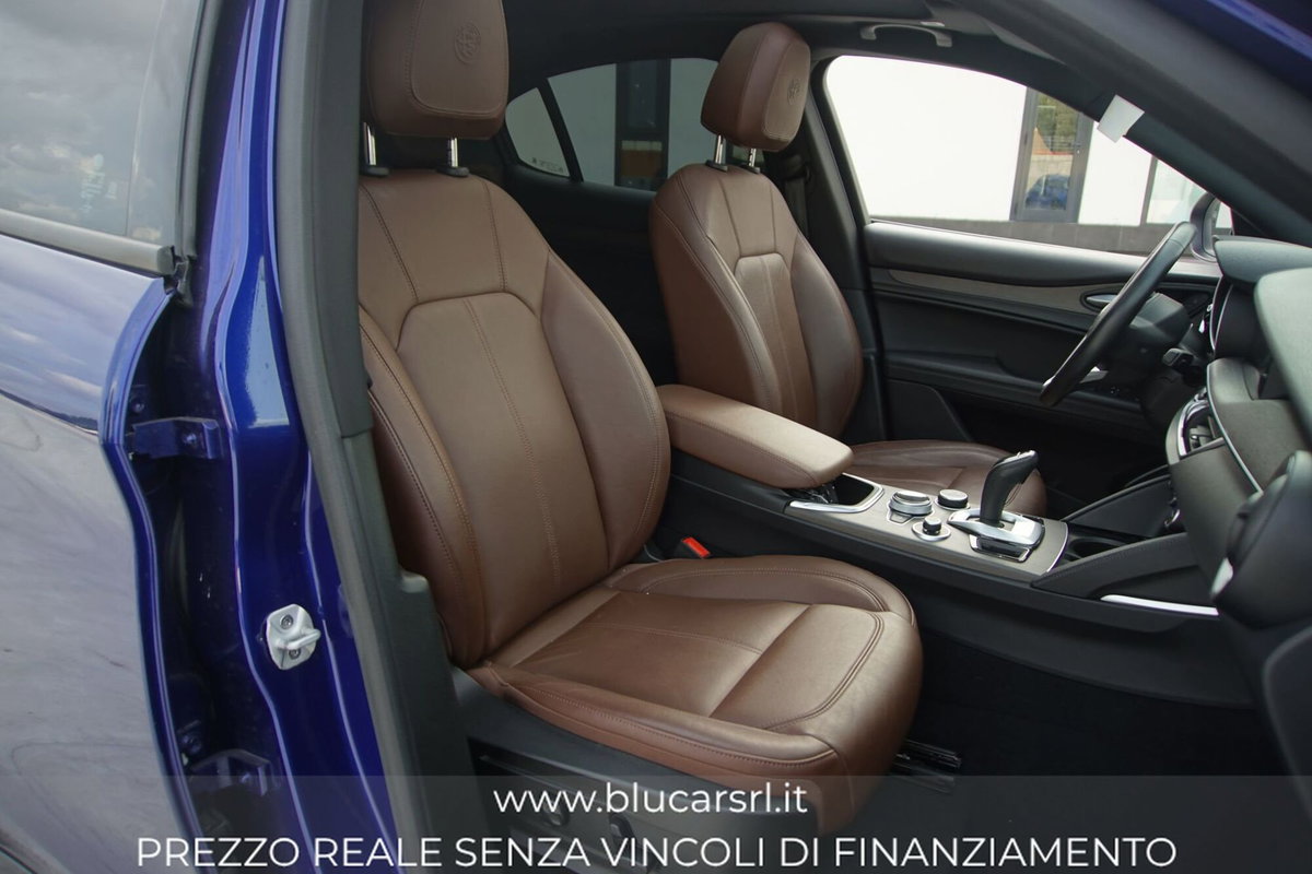 Alfa Romeo Stelvio Stelvio 2.2 Turbodiesel 210 CV AT8 Q4 Ti (13)