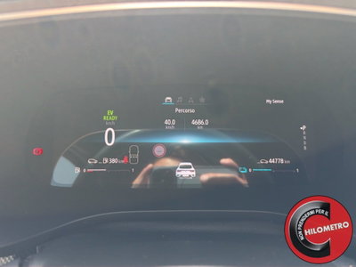 Renault Arkana Hybrid E-Tech 145 CV Techno (17)