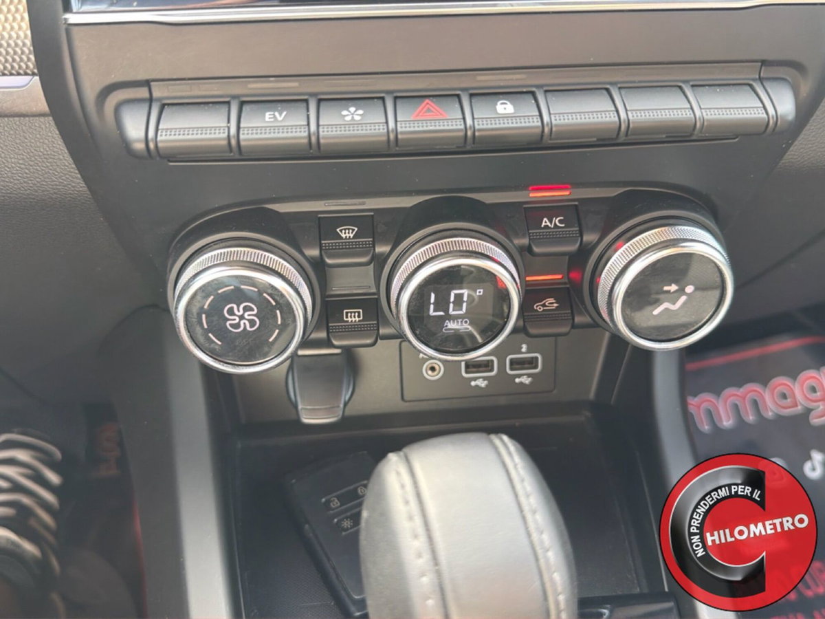 Renault Arkana Hybrid E-Tech 145 CV Techno (19)