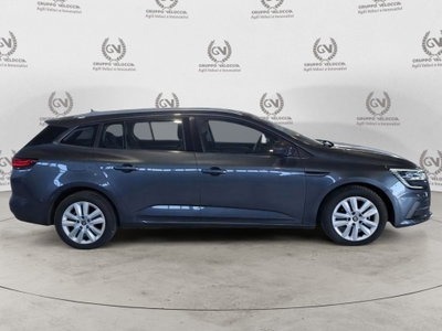 Renault Mégane Sporter Blue dCi 115 CV Business (9)