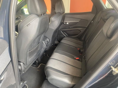 Peugeot 3008 BlueHDi 130 S&S EAT8 GT Line (10)