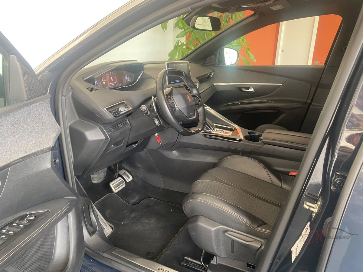 Peugeot 3008 BlueHDi 130 S&S EAT8 GT Line (11)