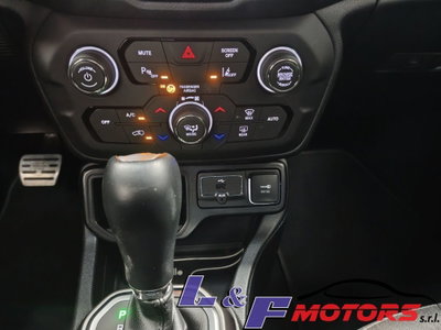 Jeep Renegade 1.6 Mjt 120 CV Limited (18)