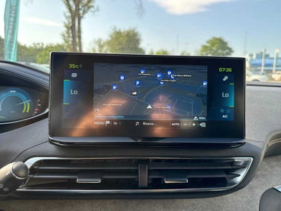 Peugeot 3008 BlueHDi 130 S&S EAT8 GT Pack (9)