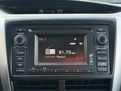 Subaru Outback 2.0D Trend (13)